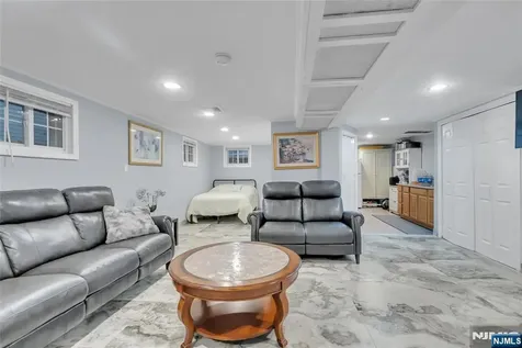 353 Page Avenue Lyndhurst NJ 07071