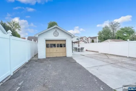 353 Page Avenue Lyndhurst NJ 07071