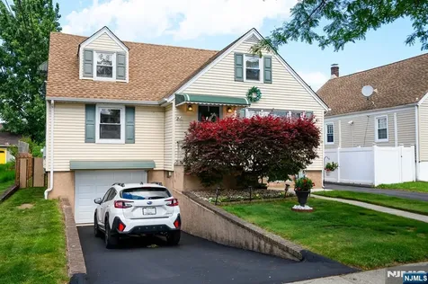 39 Lawrence Avenue Lodi NJ 07644