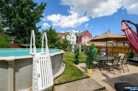 39 Lawrence Avenue Lodi NJ 07644