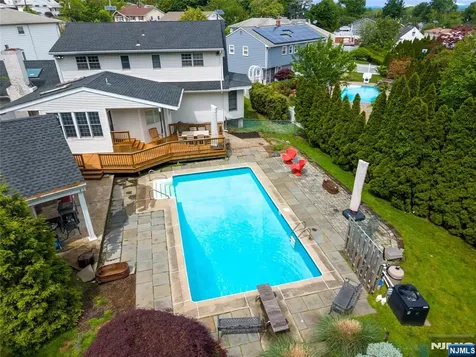 70 Lennon Clifton NJ 07013
