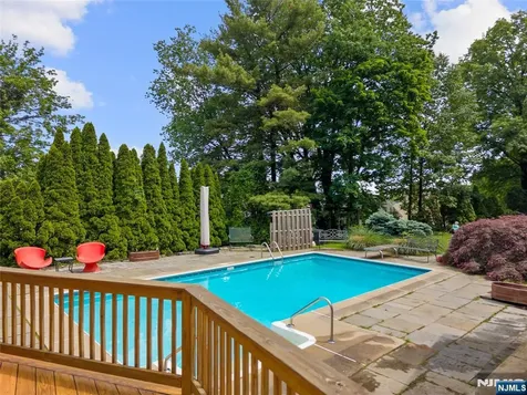 70 Lennon Clifton NJ 07013