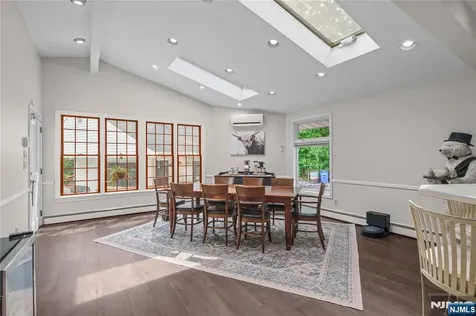 70 Lennon Clifton NJ 07013