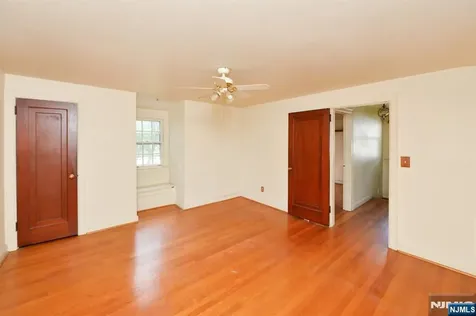 125 Eastview Avenue Leonia NJ 07605