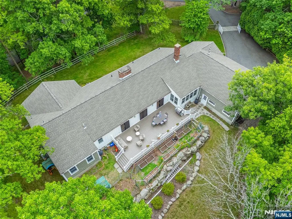 724 Ridge Road Kinnelon Borough NJ 07405