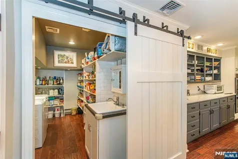 724 Ridge Road Kinnelon Borough NJ 07405