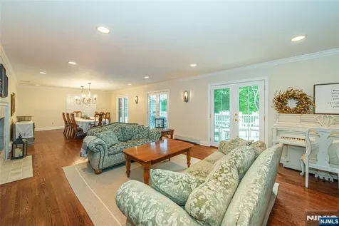 724 Ridge Road Kinnelon Borough NJ 07405