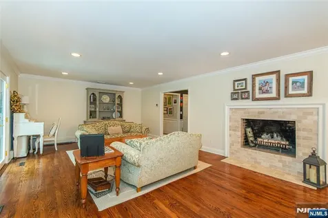 724 Ridge Road Kinnelon Borough NJ 07405