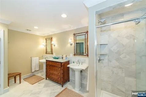 724 Ridge Road Kinnelon Borough NJ 07405