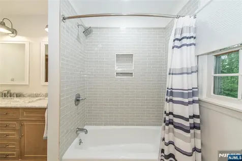 724 Ridge Road Kinnelon Borough NJ 07405