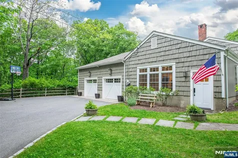 724 Ridge Road Kinnelon Borough NJ 07405