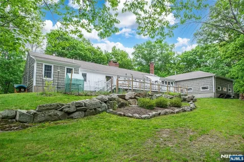 724 Ridge Road Kinnelon Borough NJ 07405