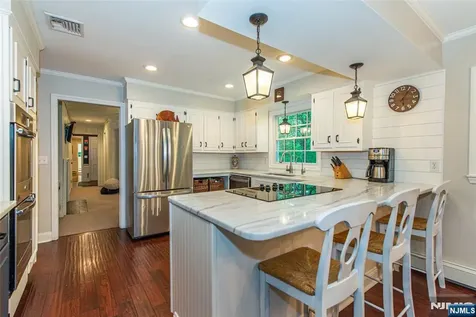 724 Ridge Road Kinnelon Borough NJ 07405