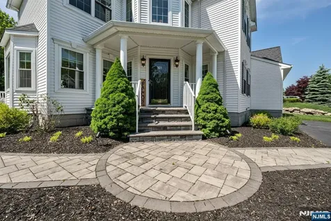 168 Tanglewood Pass Jefferson Township NJ 07849
