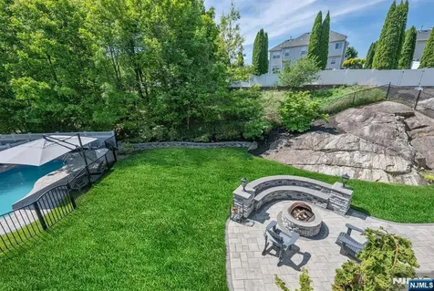 168 Tanglewood Pass Jefferson Township NJ 07849