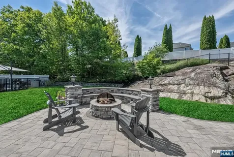 168 Tanglewood Pass Jefferson Township NJ 07849