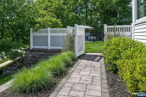 168 Tanglewood Pass Jefferson Township NJ 07849