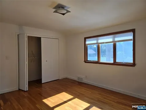 20 Buff Tenafly NJ 07670