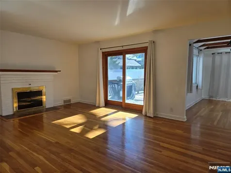 20 Buff Tenafly NJ 07670