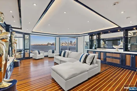 600 Harbor Boulevard Weehawken NJ 07086
