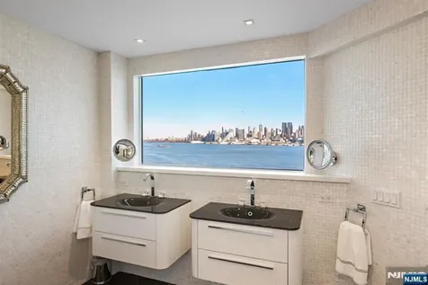 600 Harbor Boulevard Weehawken NJ 07086