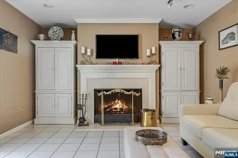 40 Catherine Court Cedar Grove NJ 07009