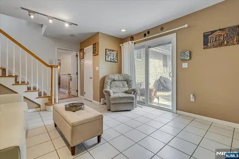 40 Catherine Court Cedar Grove NJ 07009