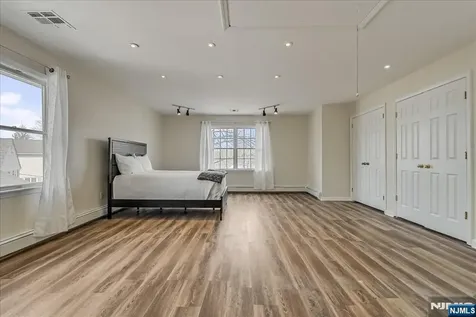40 Catherine Court Cedar Grove NJ 07009