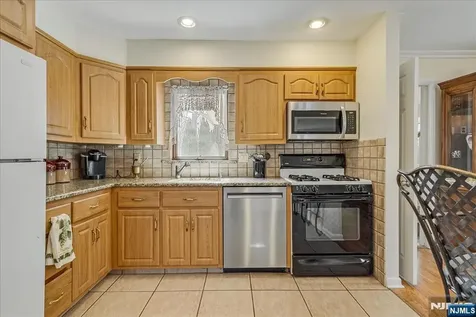 40 Catherine Court Cedar Grove NJ 07009