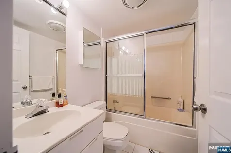 38 Moonachie Road Hackensack NJ 07601