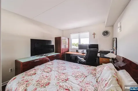 38 Moonachie Road Hackensack NJ 07601