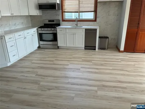 47 Kingsland Avenue Kearny NJ 07032