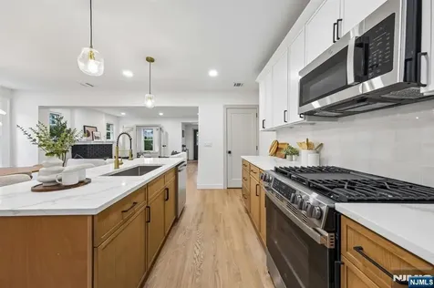 210 Paterson Avenue Hasbrouck Heights NJ 07604