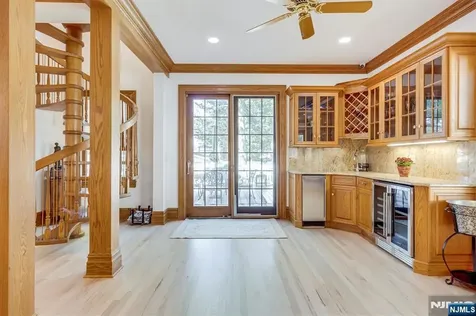 230 Springfield Avenue Rutherford NJ 07070