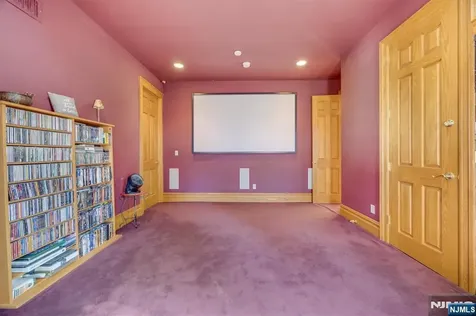 230 Springfield Avenue Rutherford NJ 07070