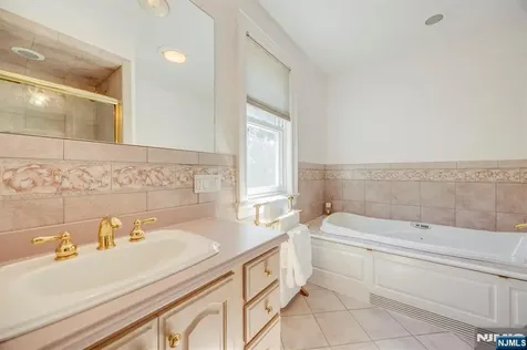 230 Springfield Avenue Rutherford NJ 07070