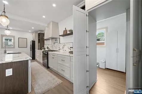 187 Hillside Avenue Nutley NJ 07110