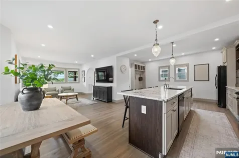 187 Hillside Avenue Nutley NJ 07110