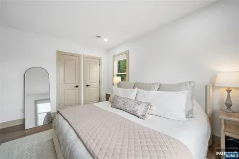 187 Hillside Avenue Nutley NJ 07110