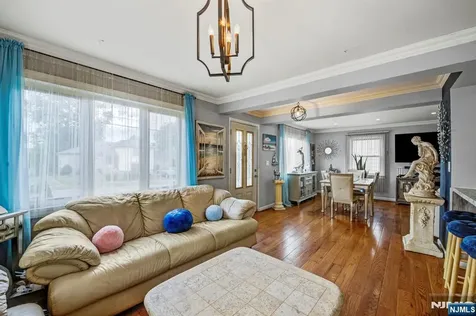 31 Hay Avenue Nutley NJ 07110