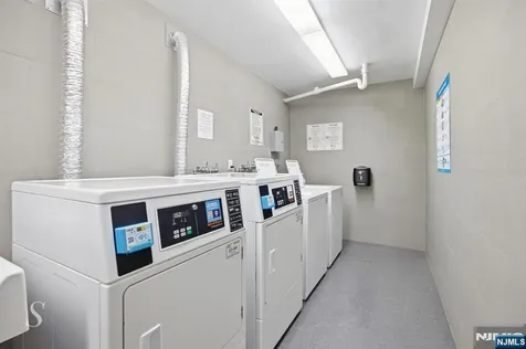 2100 Linwood Fort Lee NJ 07024