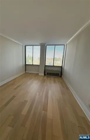 300 Winston Cliffside Park NJ 07010