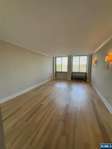300 Winston Cliffside Park NJ 07010