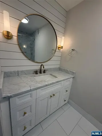 300 Winston Cliffside Park NJ 07010