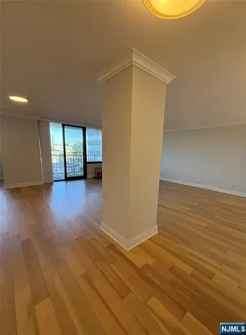 300 Winston Cliffside Park NJ 07010