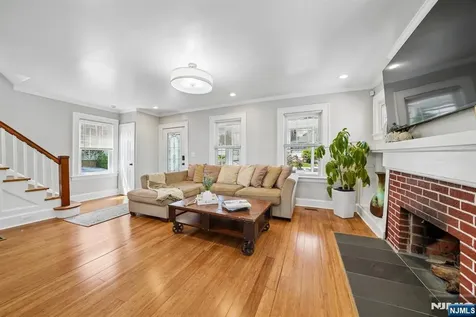 158 Maple Street West Orange NJ 07052