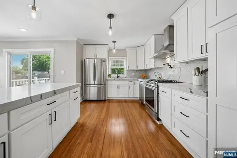 158 Maple Street West Orange NJ 07052