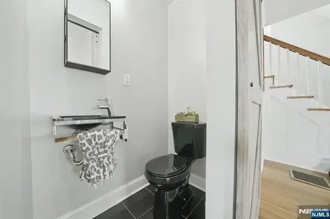 158 Maple Street West Orange NJ 07052