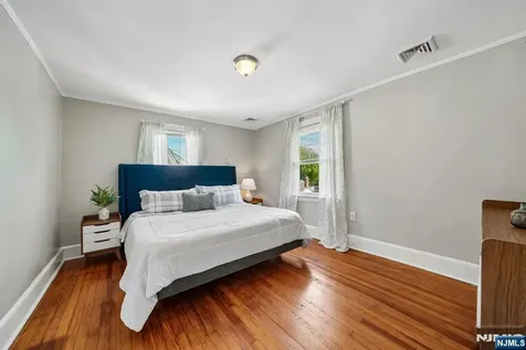 158 Maple Street West Orange NJ 07052