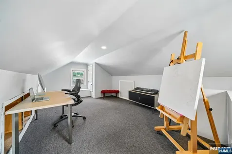 158 Maple Street West Orange NJ 07052